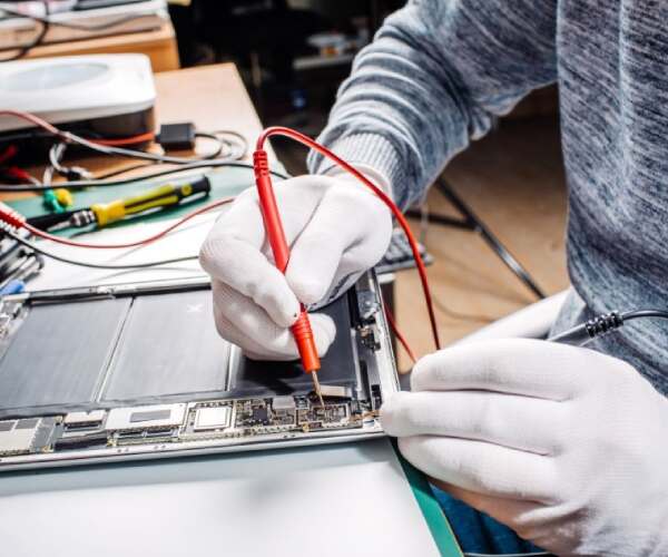 Device accessories on display